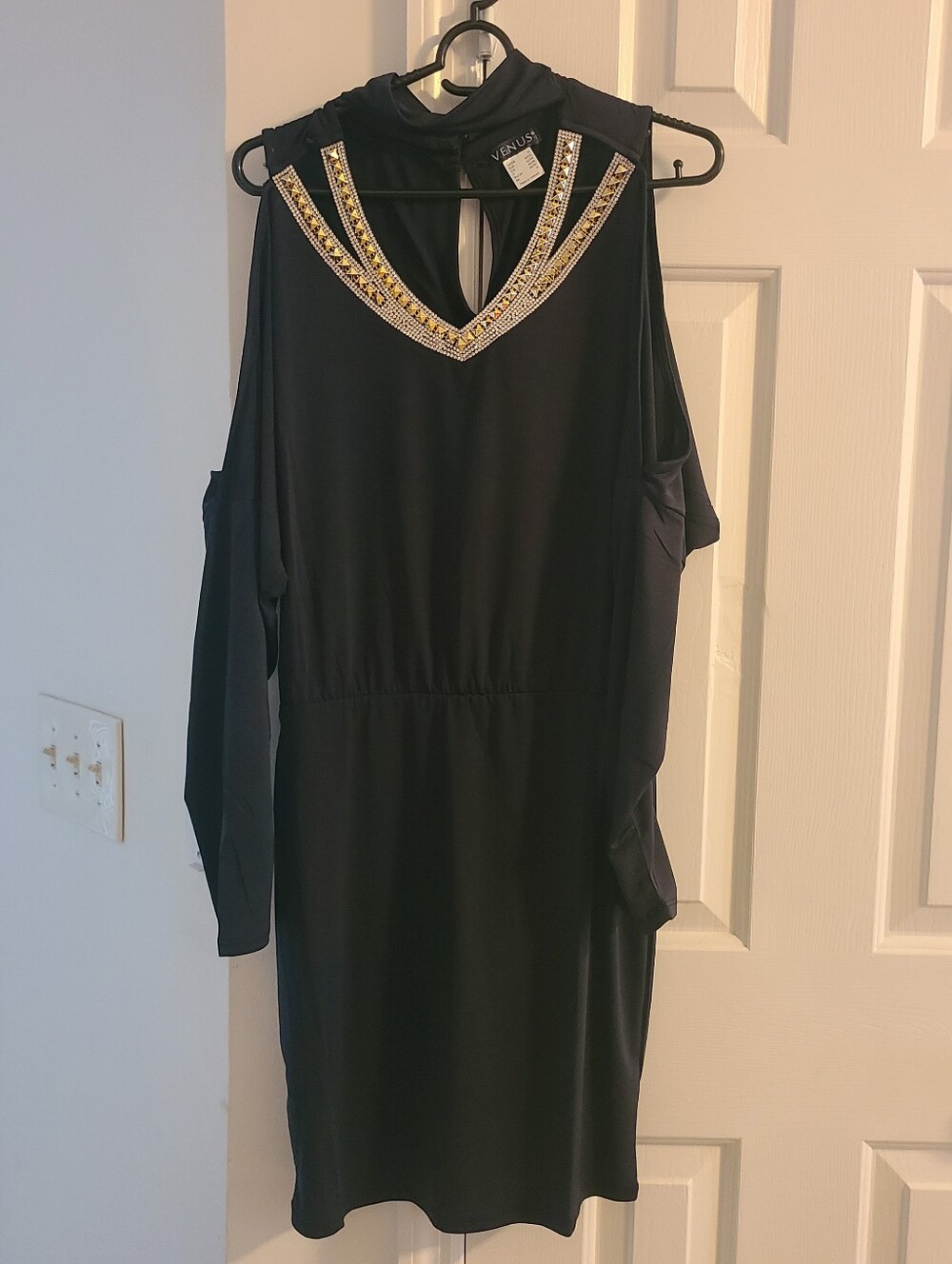 Cold Shoulder Long Sleeve Dress